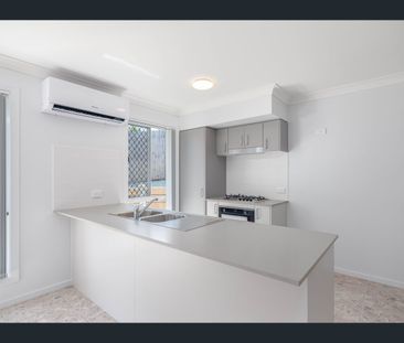 1/40 Kensington Dr, Southside, Qld 4570 - Photo 5