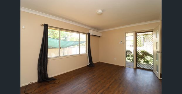 'Swoop into Kookaburra' - Photo 1