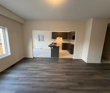 For Lease - 256 Pottruff Road, Brant, Ontario - Photo 2