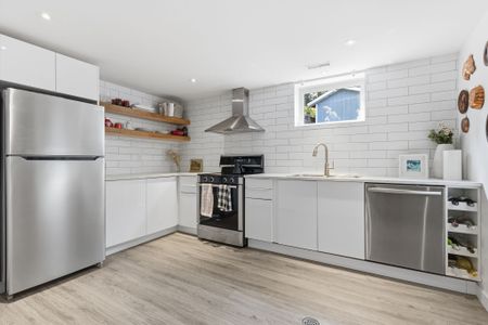 For Lease - 2112 Amesbury Crescent Unit# LOWER, Burlington, Ontario - Photo 5