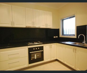 Private, Peaceful and Central - Photo 3