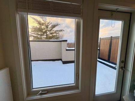 For Lease - 56 Elizabeth Street Unit# 1406, Richmond Hill, Ontario - Photo 4