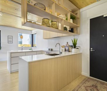 Brand New in Mount Albert! - Photo 4