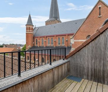 Energiezuinig, kwalitatief dakappartement met terras in het centrum - Photo 4