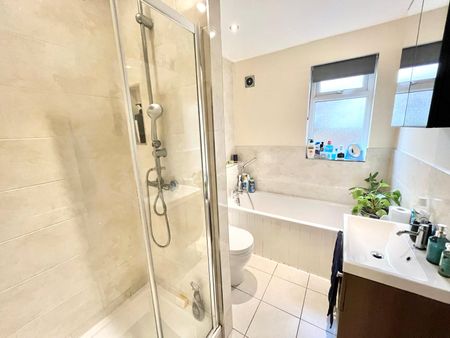 St. Helens Road, Westcliff-on-Sea, Essex, SS0 7LB - Photo 5