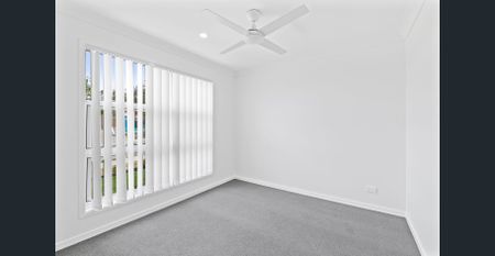 Modern Family Home in Yarrabilba - Photo 5