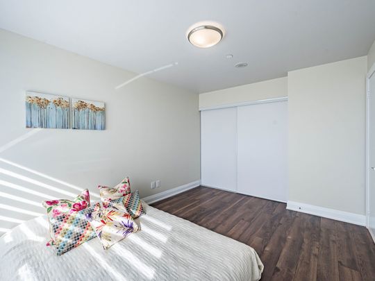 For Lease - 18 Uptown Drive Unit# 820, Markham, Ontario - Photo 1