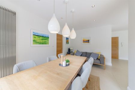 6 BED Detached house To rent - Photo 5