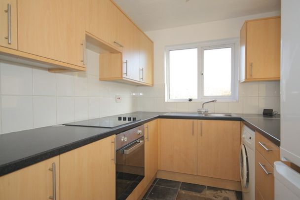 Foxhills, Woking - Photo 1