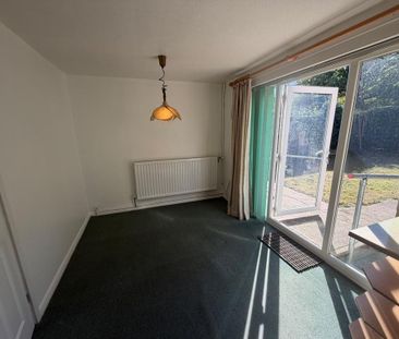 4 bedroom property to rent - Photo 3