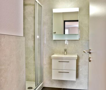 Ideal für Singles - kompakt, zentral und ruhig! - Photo 3