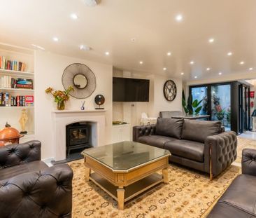3 bedroom terraced house to rent - Photo 3