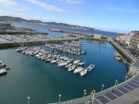 Alquiler de piso en Centro - Puerto - Photo 3