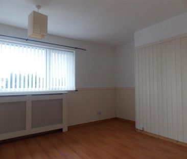 3 bedroom House To Let - Photo 4