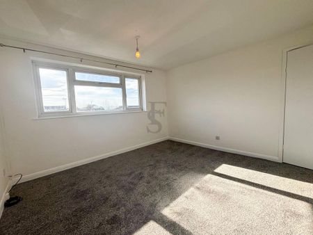 3 bedroom detached house to rent - Photo 2