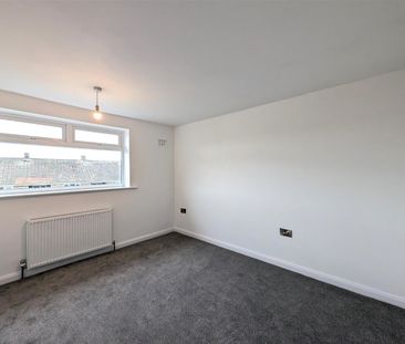 Wreyfield Drive, Scarborough - Photo 4