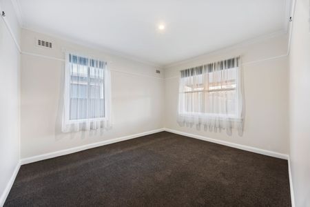 Neat & Comfortable Home in Wendouree - Photo 5