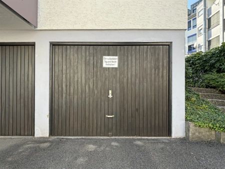 Lichtdurchflutete 3-Zimmerwohnung mit sonnigem Balkon und Garagenstellplatz - Photo 4