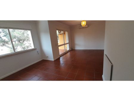 1 room luxury Flat for rent in Cascais e Estoril, Portugal - Photo 3