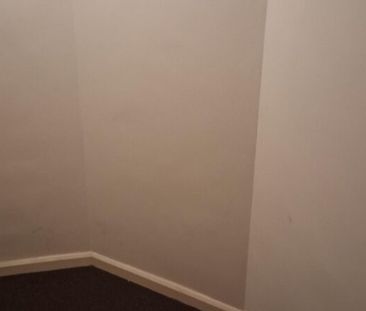 Thrawl Street – Flat 10 - Photo 4