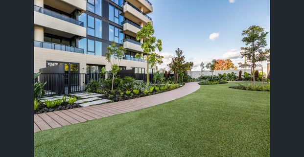 Urban Lifestyle - Photo 1