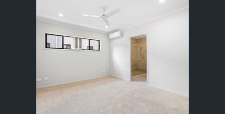Modern Family Home with Indoor / Outdoor Living and Solar! - Photo 4