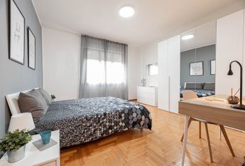 Via Cà Magno, Padova, Veneto 35133