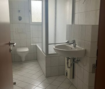 Wunderschöne 2-Zimmer-Wohnung mit großem Balkon! - Photo 2