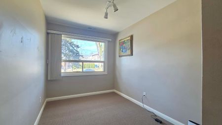 For Lease - 42 Jubilee Crescent Unit# Mainfloor, Toronto, Ontario - Photo 4