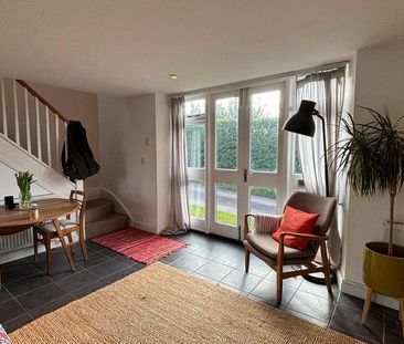 2 bedroom semi-detached house to rent - Photo 4