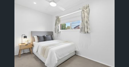 Stylishly Refreshed Family Home on a Premium Block in a Sought-After Pocket - Photo 2