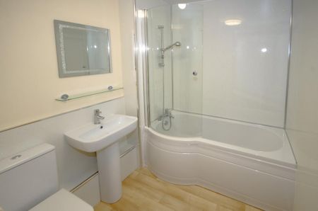 2 bedroom apartment to rent - Photo 5