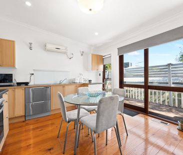 PRIZED LOCATION IN VERMONT SECONDARY COLLEGE SCHOOL ZONE (STSA) - Photo 1