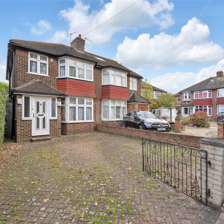 Pentland Close, London, NW11 - Photo 1