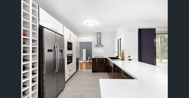 4 Meadowvale St, Oxenford - Photo 1