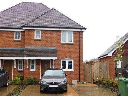 Hawthorn Close, East Sussex - £1,600pcm - Photo 3