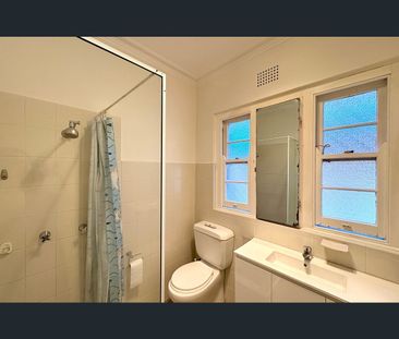 122 Chatham Road, Denistone, NSW 2114 - Photo 4
