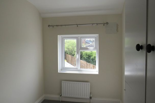 New Cheveley Road - Photo 1