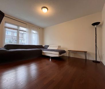 For Lease - 332 Song Sparrow Street, Barrhaven, Ontario - Photo 2