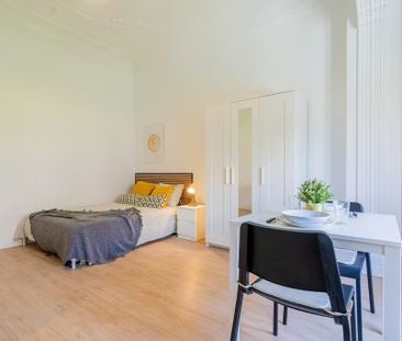 Carrer d'Honorat Juan, Valencia, Valencian Community 46007 - Photo 5