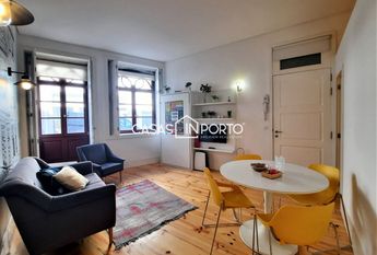 Excelente T1- Junto aos Aliados