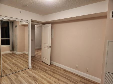 For Lease - 370 Highway 7 Road Unit# 603, Richmond Hill, Ontario - Photo 4