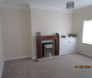 2 bedroom semi-detached bungalow to rent - Photo 1