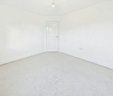 Detached house to rent on - Photo 5