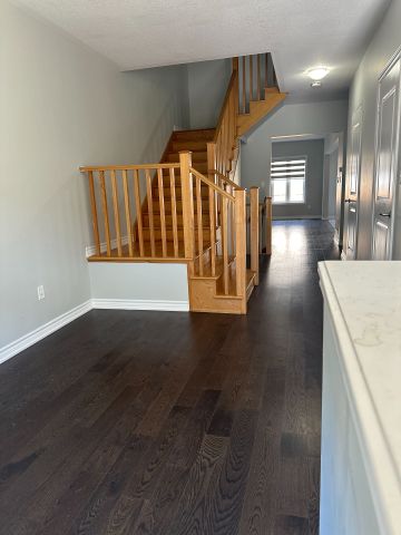 For Lease - 5 Hines Street, Brampton, Ontario - Photo 5