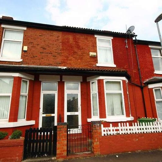 Henderson Street, Levenshulme, M19 - Photo 1