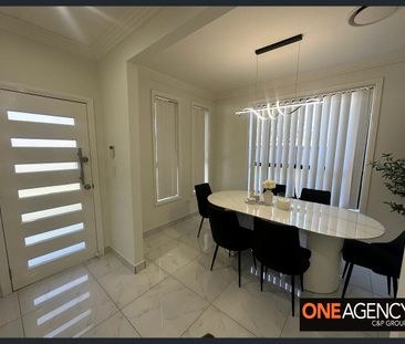 Stunning 4-Bedroom Duplex - Photo 5