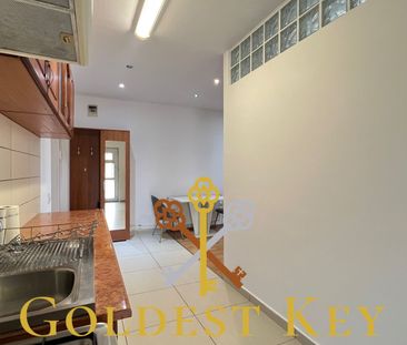 Apartament spatios cu 2 dormitoare, balcon, curte privata si parcare! - Photo 6