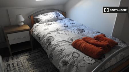 3-bedroom apartment for rent in East Wall, Dublin - Photo 3