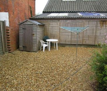 Bedroom Flat In Moordown, BH9 - Photo 4